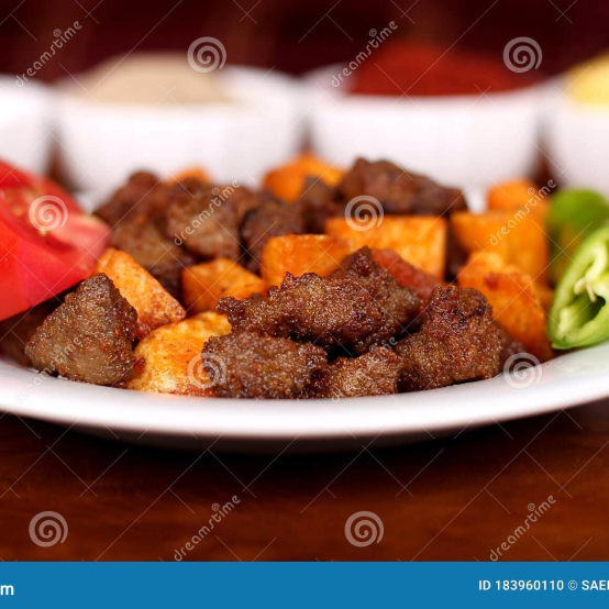 ARNAVUT CIĞERI MENÜ